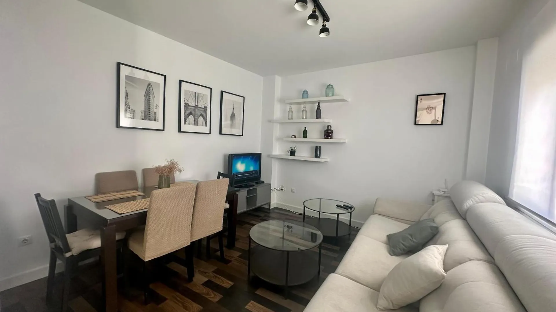 Solera Y Mar, Apartamentos Living Sur サンルーカル・デ・バラメダ アパート